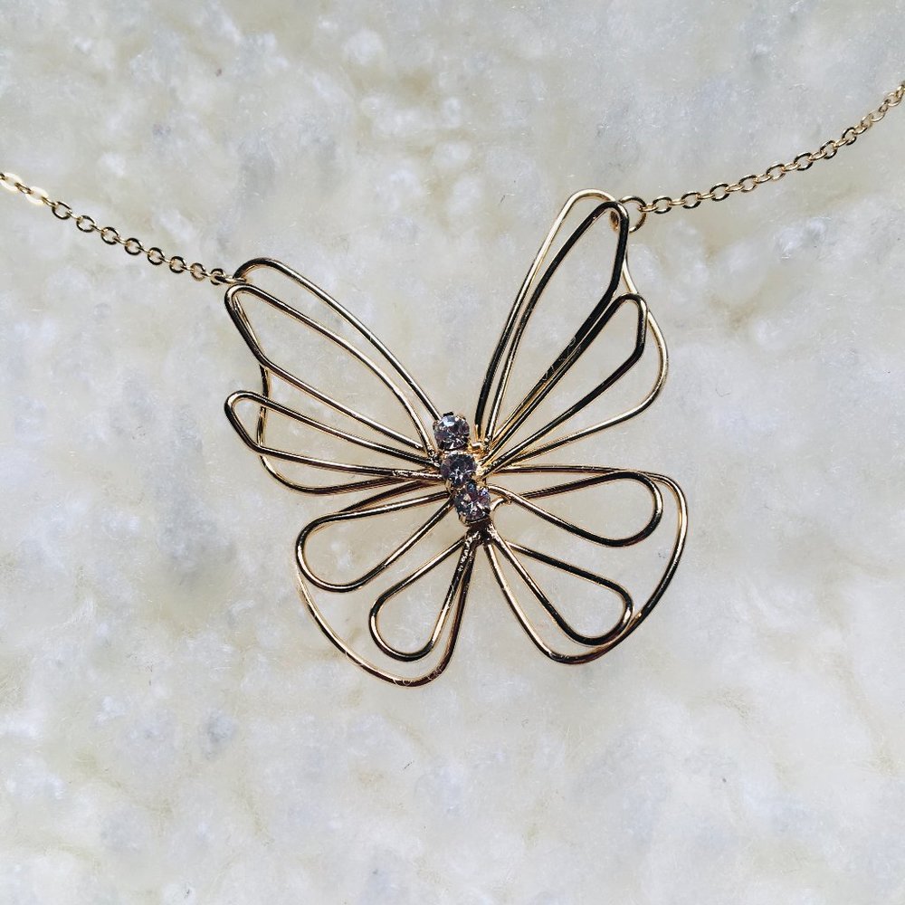 Butterfly Choker
